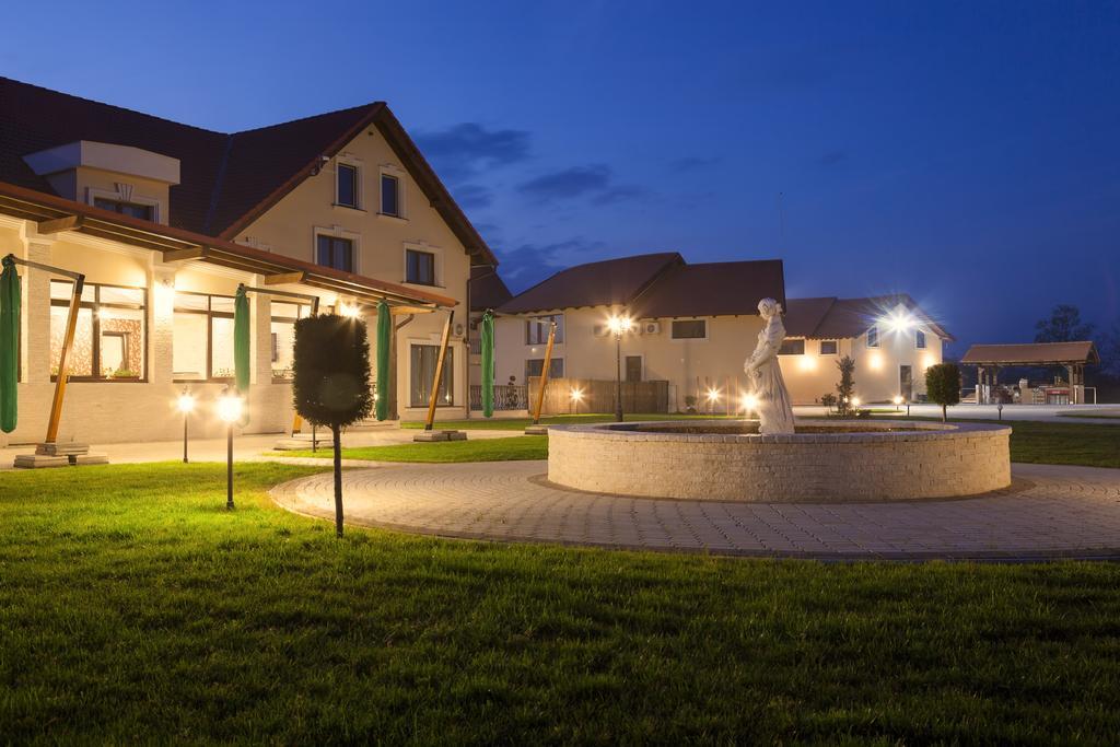Allegria Hotel Alba Iulia Luaran gambar